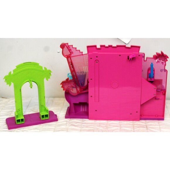 2006 Polly Pocket PollyWorld Rockin' Theme Park Playset Stage Music Fashion Toy - Picture 4 of 5